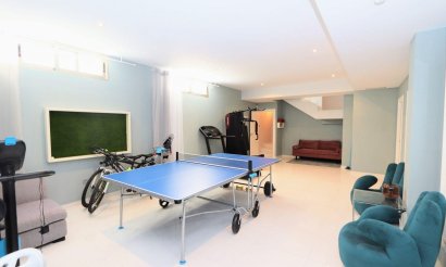 Resale - Villa - Orihuela Costa - Villamartín
