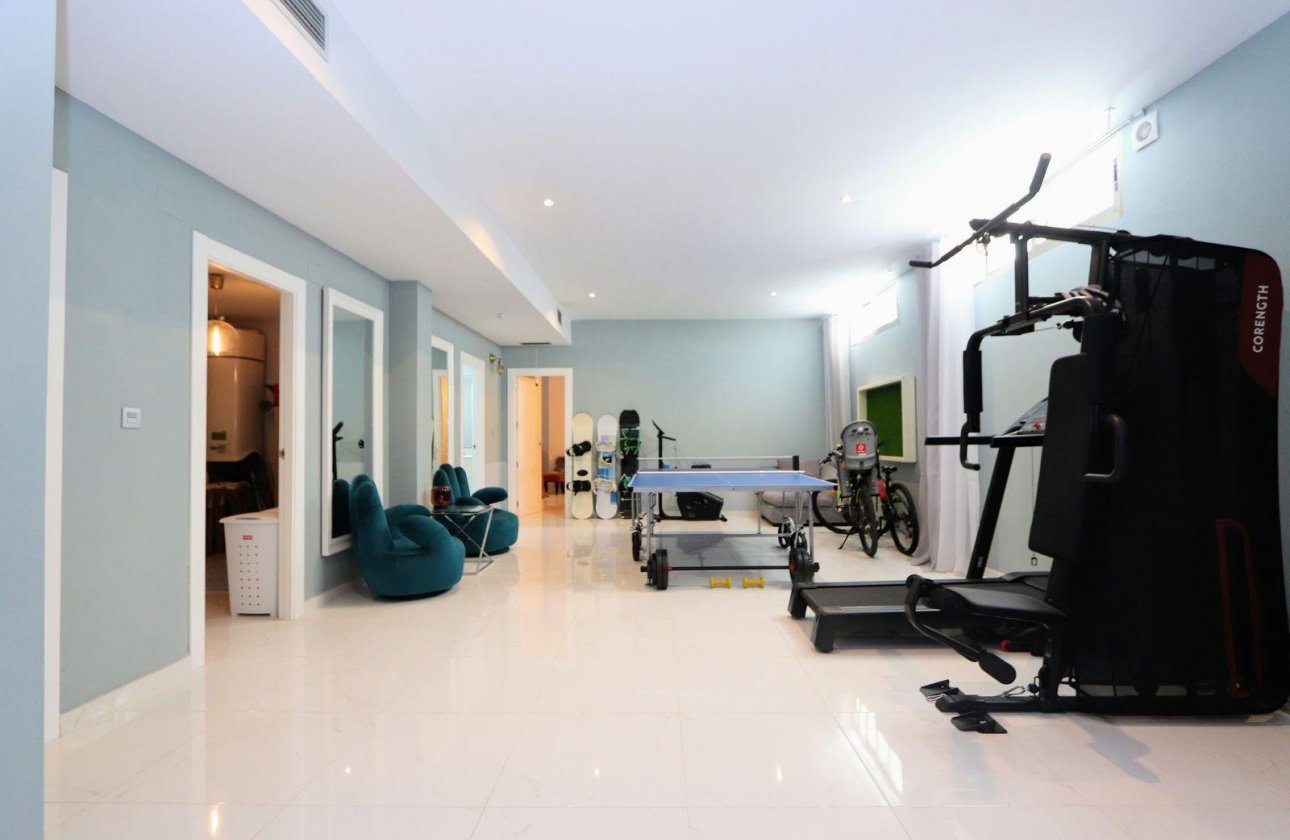 Resale - Villa - Orihuela Costa - Villamartín