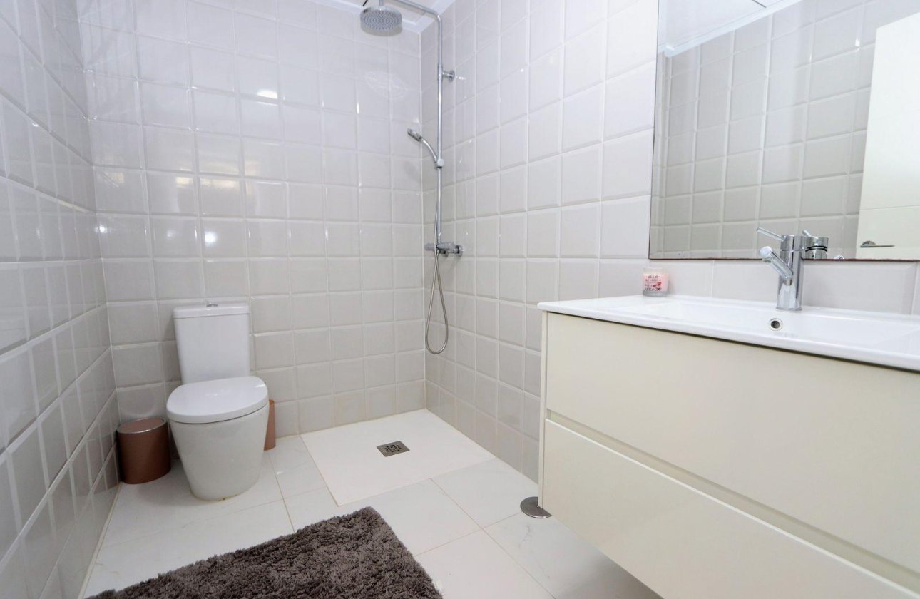 Resale - Villa - Orihuela Costa - Villamartín