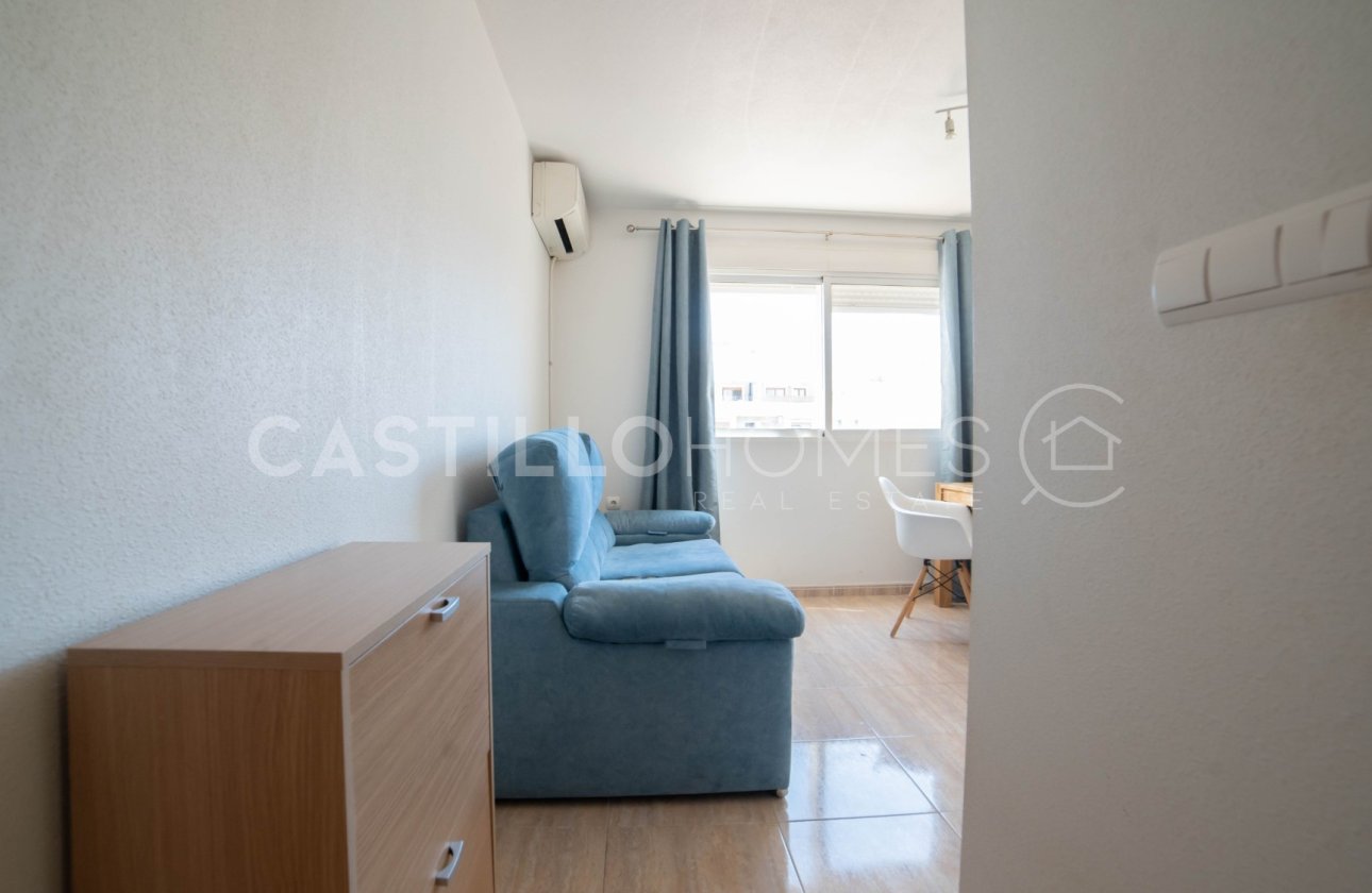 Resale - Apartment / flat - Torrevieja - Centro