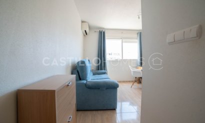Resale - Apartment / flat - Torrevieja - Centro