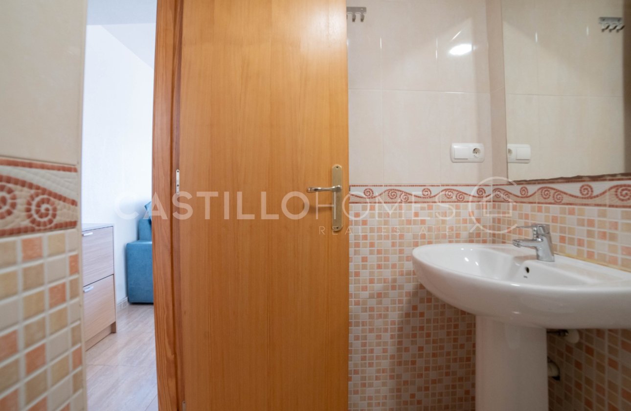 Resale - Apartment / flat - Torrevieja - Centro