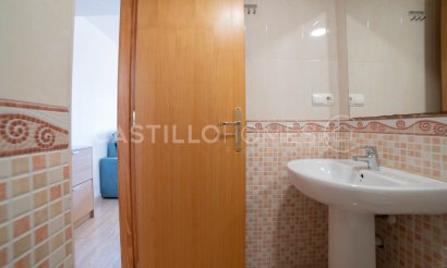 Resale - Apartment / flat - Torrevieja - Centro