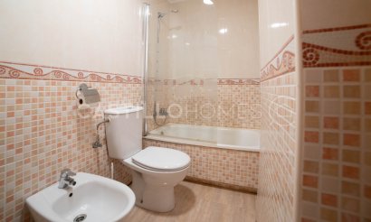 Resale - Apartment / flat - Torrevieja - Centro