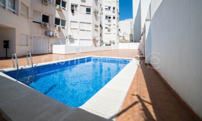 Resale - Apartment / flat - Torrevieja - Centro