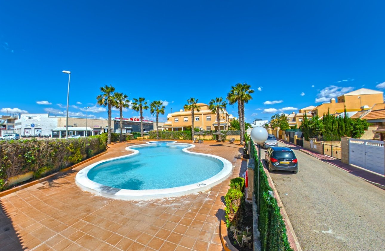 Resale - Townhouse - Ciudad Quesada - Lo Marabu