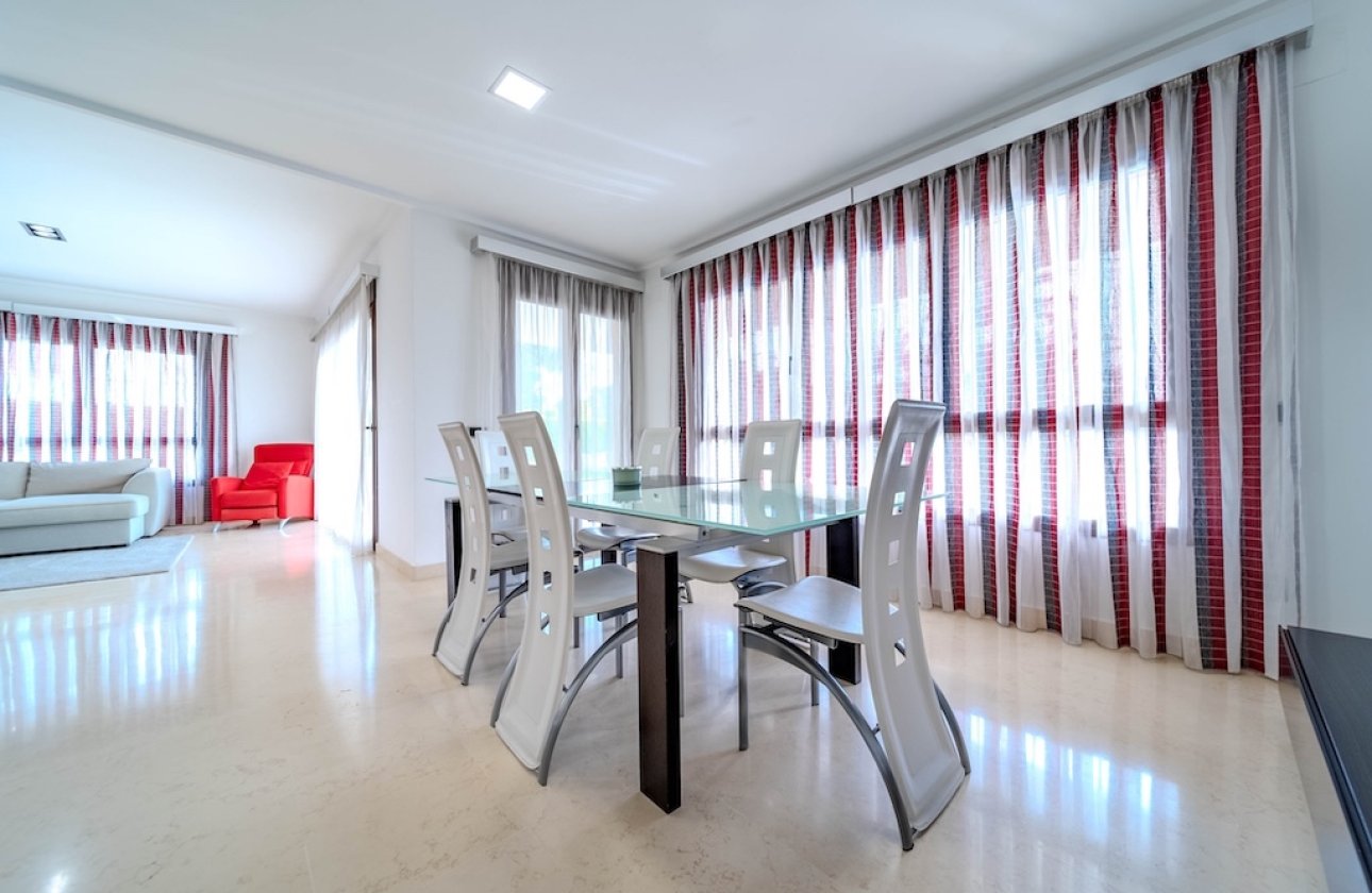 Revente - Villa - Cabo Roig