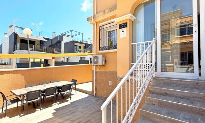 Resale - Townhouse - Orihuela Costa - Villamartín