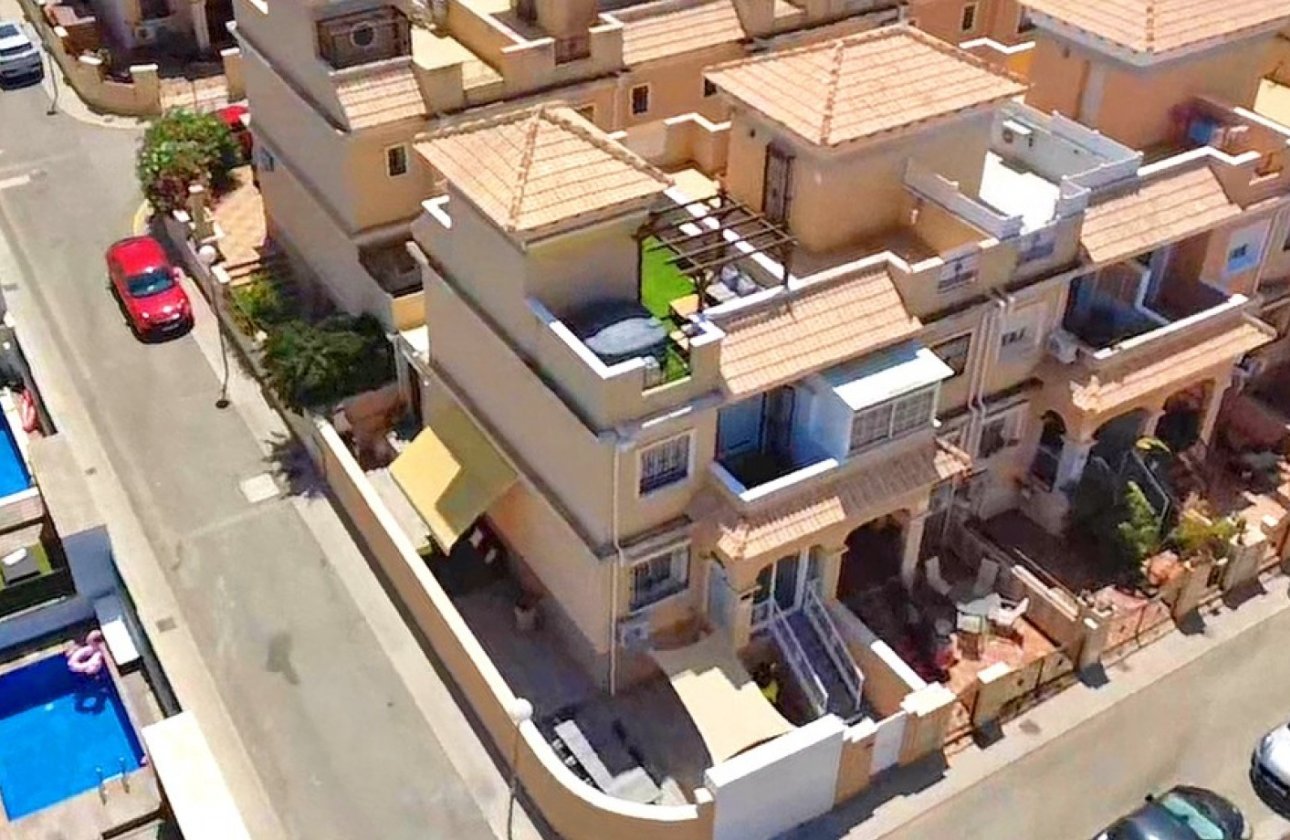 Resale - Townhouse - Orihuela Costa - Villamartín