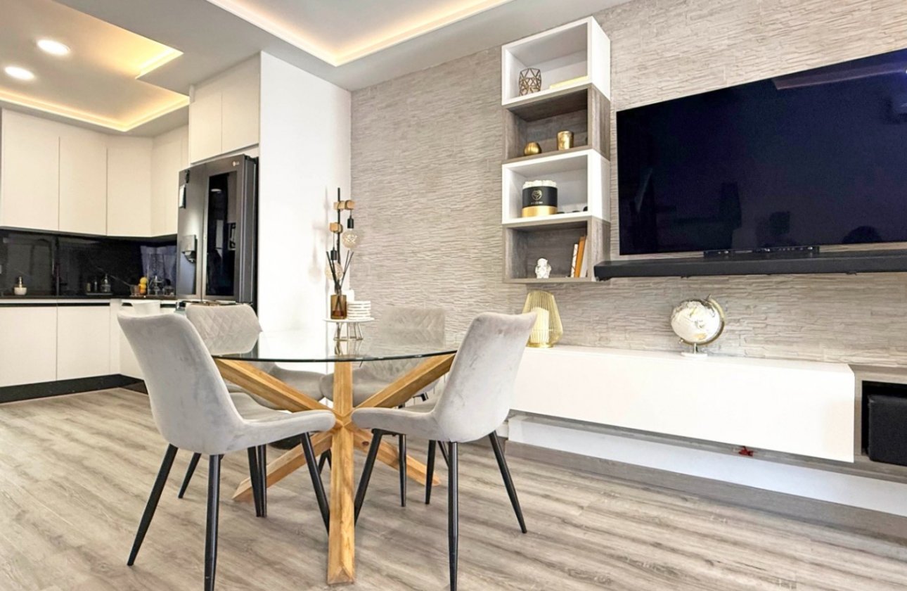 Resale - Townhouse - Orihuela Costa - Villamartín