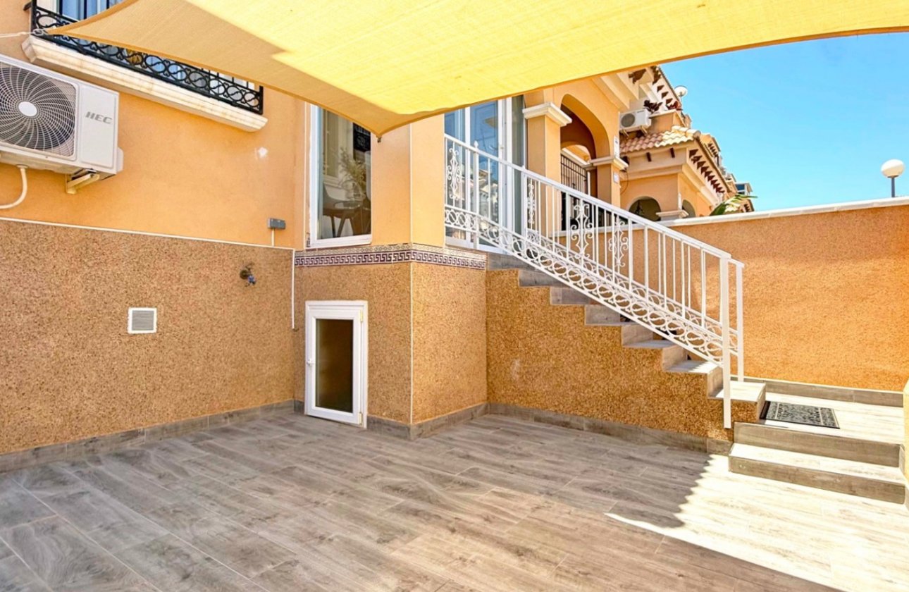 Resale - Townhouse - Orihuela Costa - Villamartín
