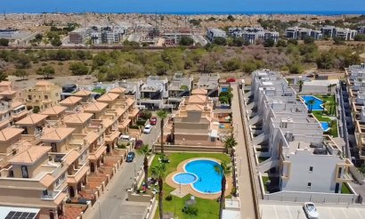 Resale - Townhouse - Orihuela Costa - Villamartín