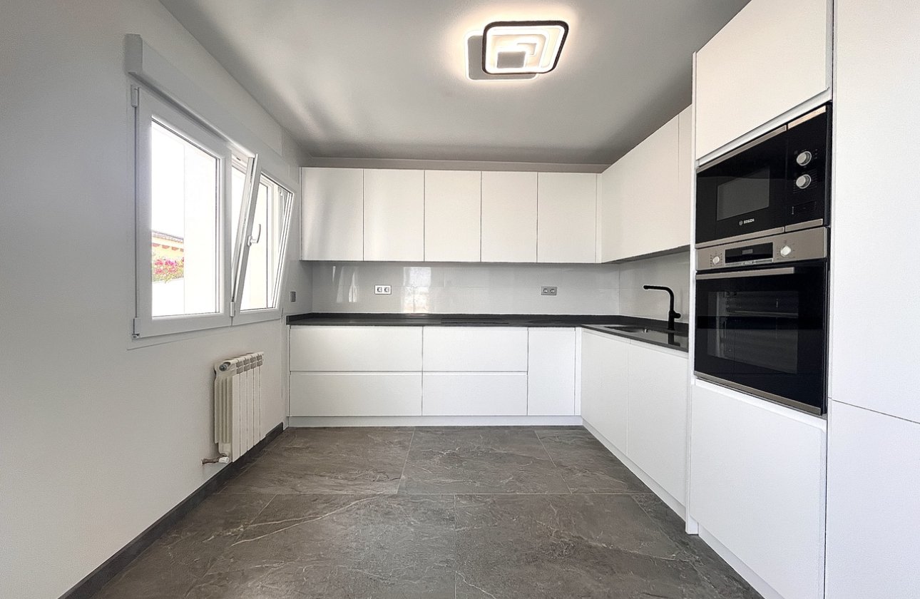 Reventa - Villa - Los Balcones