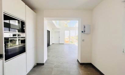 Reventa - Villa - Los Balcones