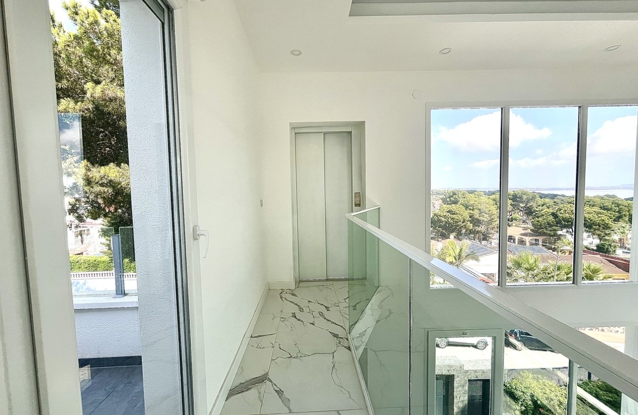 Reventa - Villa - Los Balcones