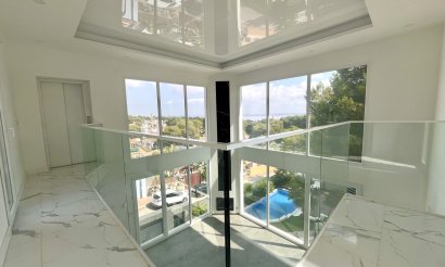 Reventa - Villa - Los Balcones