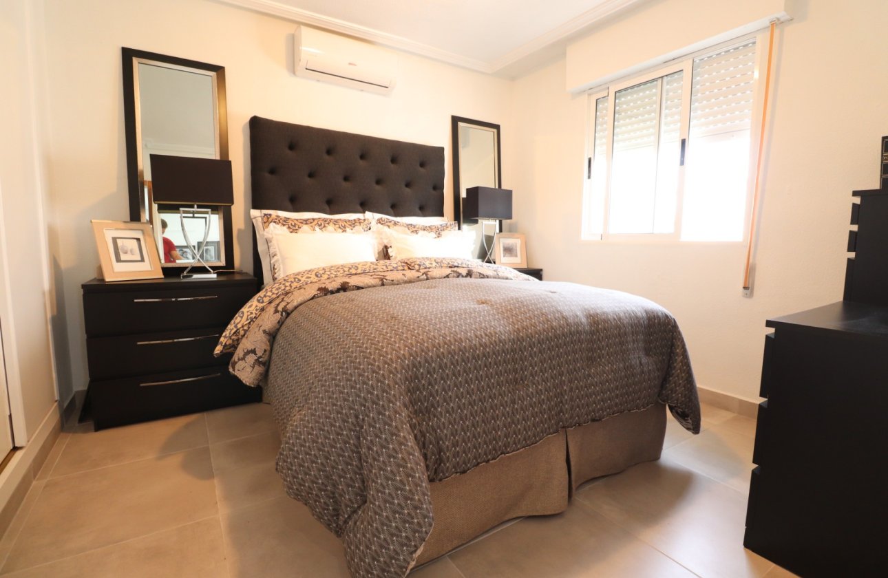 Revente - Villa - Orihuela Costa - Los Balcones