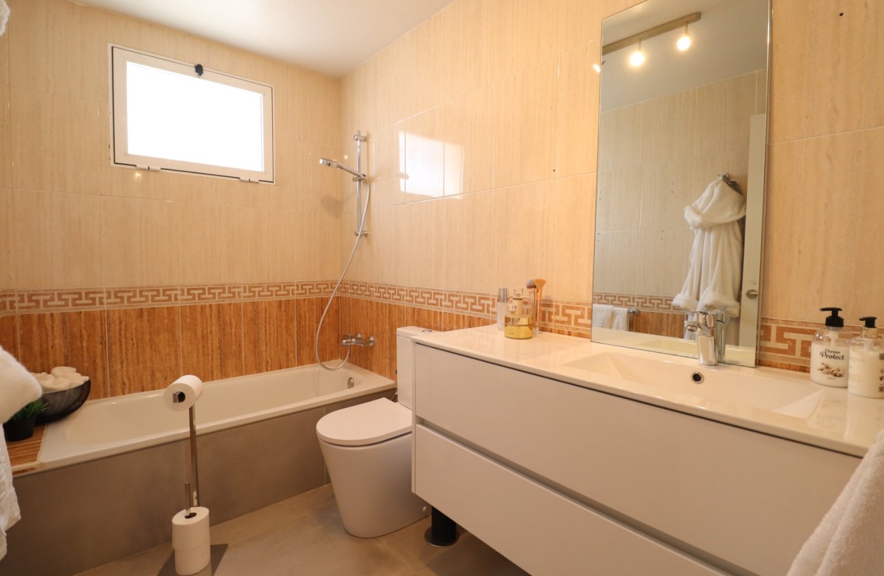 Revente - Villa - Orihuela Costa - Los Balcones