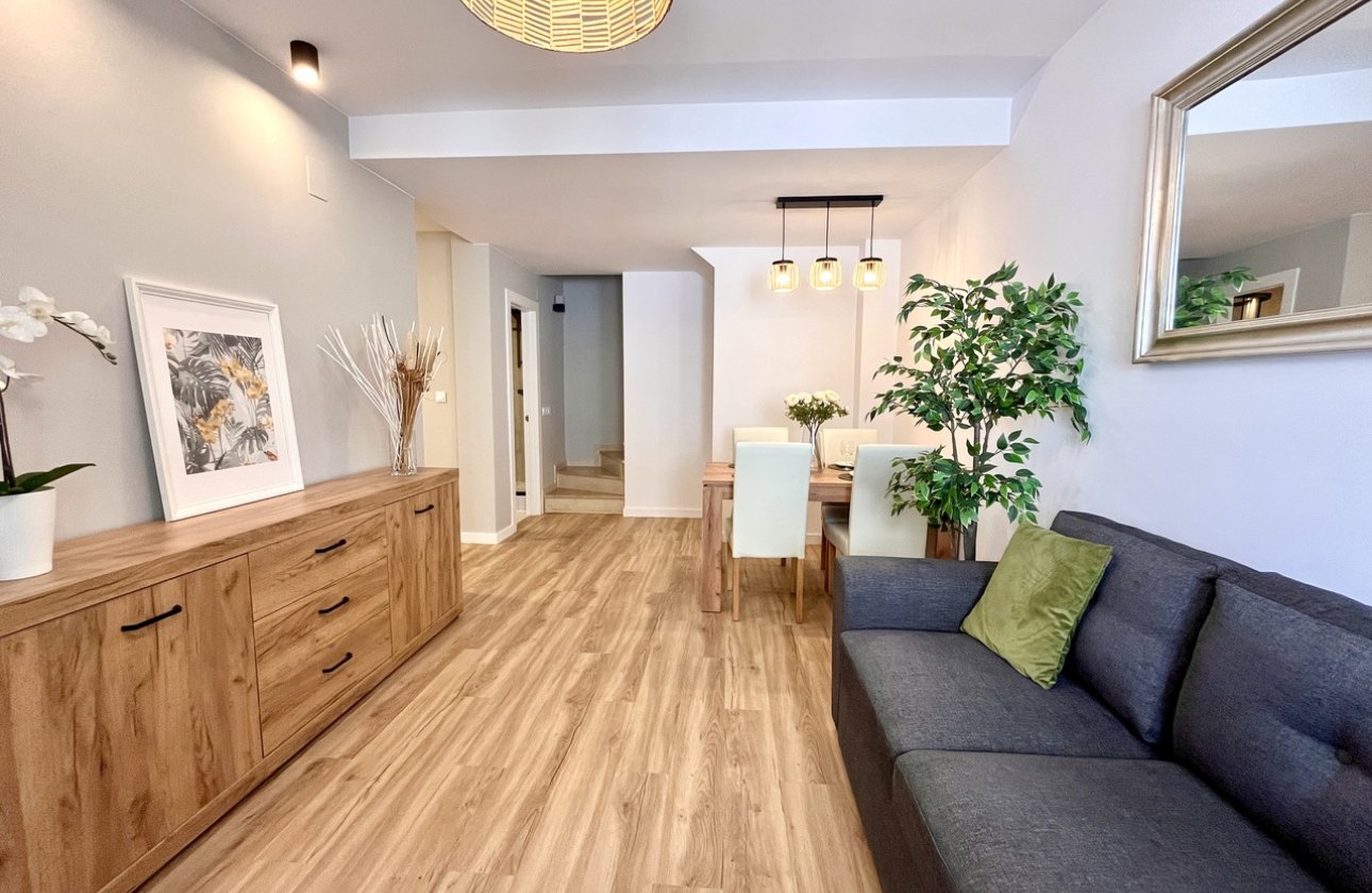 Resale - Townhouse - Orihuela Costa - Playa Flamenca