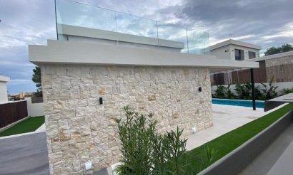 Nouvelle construction - Maison de ville - Orihuela Costa - Montezenia