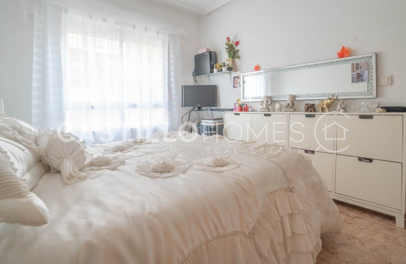 Revente - Appartement - Torrevieja - Centro