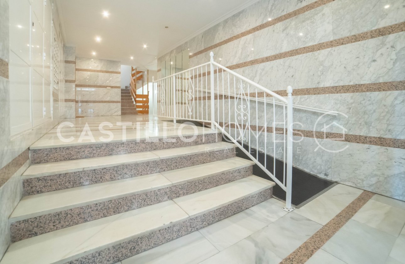 Revente - Appartement - Torrevieja - Centro