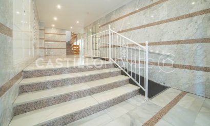 Revente - Appartement - Torrevieja - Centro
