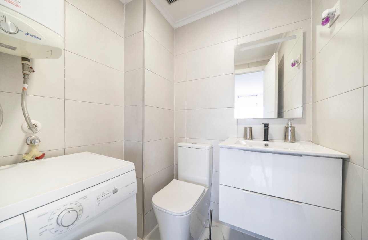 Resale - Apartment / flat - Orihuela Costa - Punta Prima