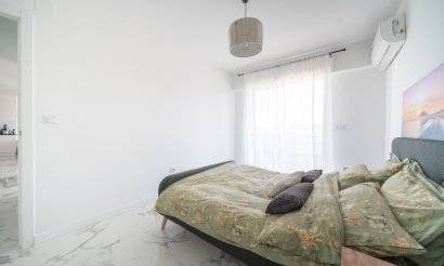 Resale - Apartment / flat - Orihuela Costa - Punta Prima