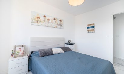 Resale - Apartment / flat - Orihuela Costa - Punta Prima