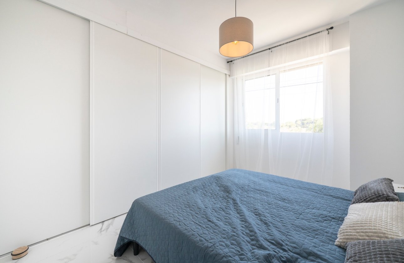 Resale - Apartment / flat - Orihuela Costa - Punta Prima