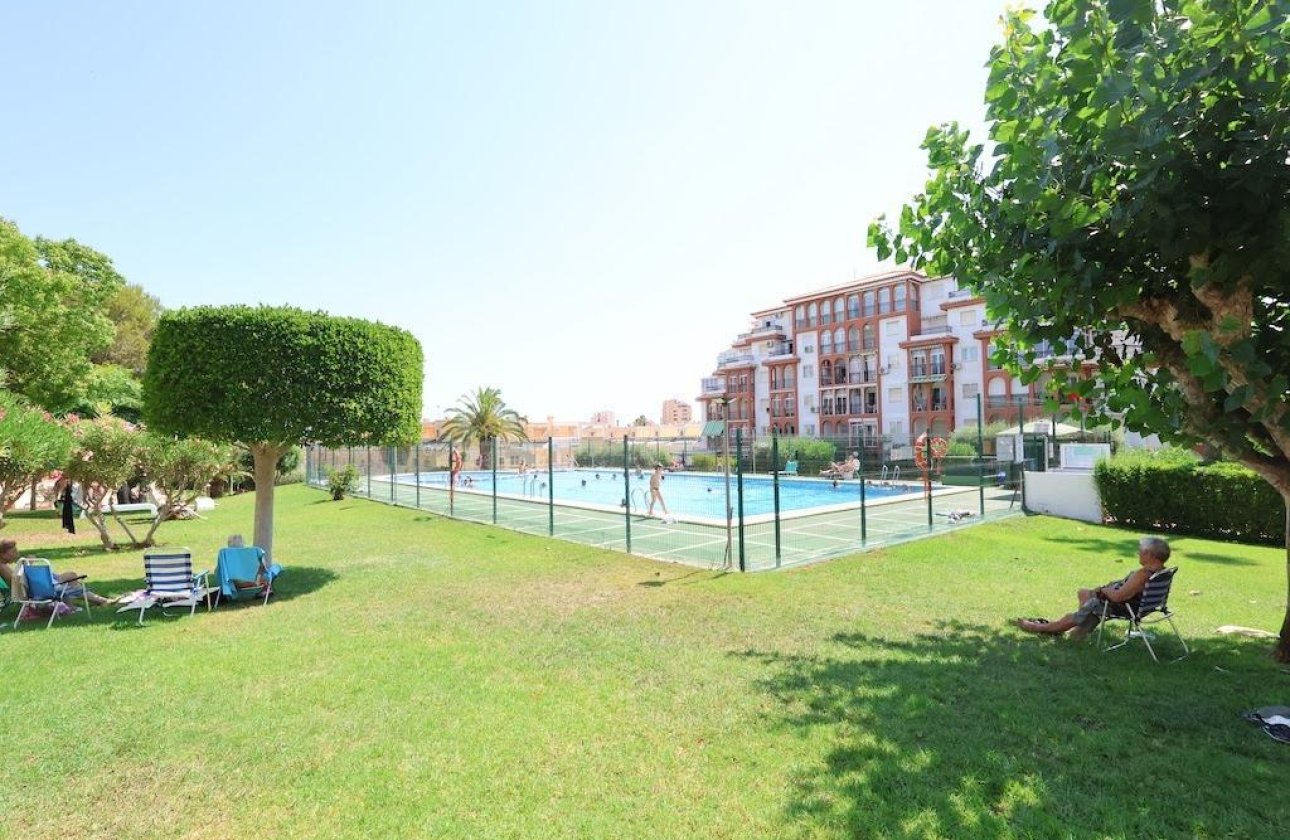 Revente - Appartement - Torrevieja - La Mata