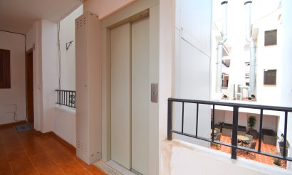Revente - Appartement - Orihuela Costa - Villamartin