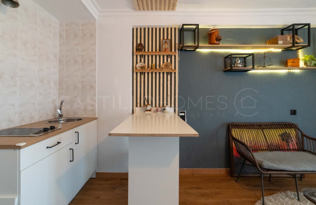 Resale - Studio - Torrevieja - Aguas Nuevas