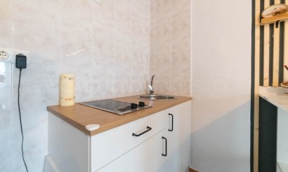 Resale - Studio - Torrevieja - Aguas Nuevas