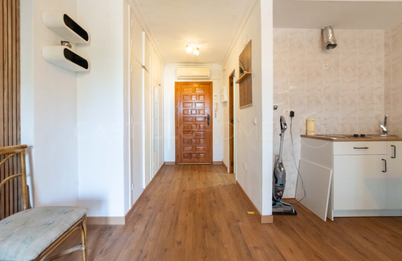 Resale - Studio - Torrevieja - Aguas Nuevas