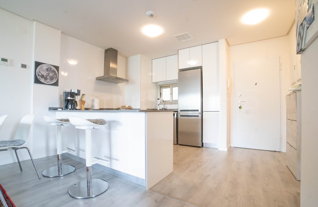 Resale - Apartment / flat - Orihuela Costa - Villamartín