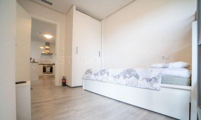 Resale - Apartment / flat - Orihuela Costa - Villamartín