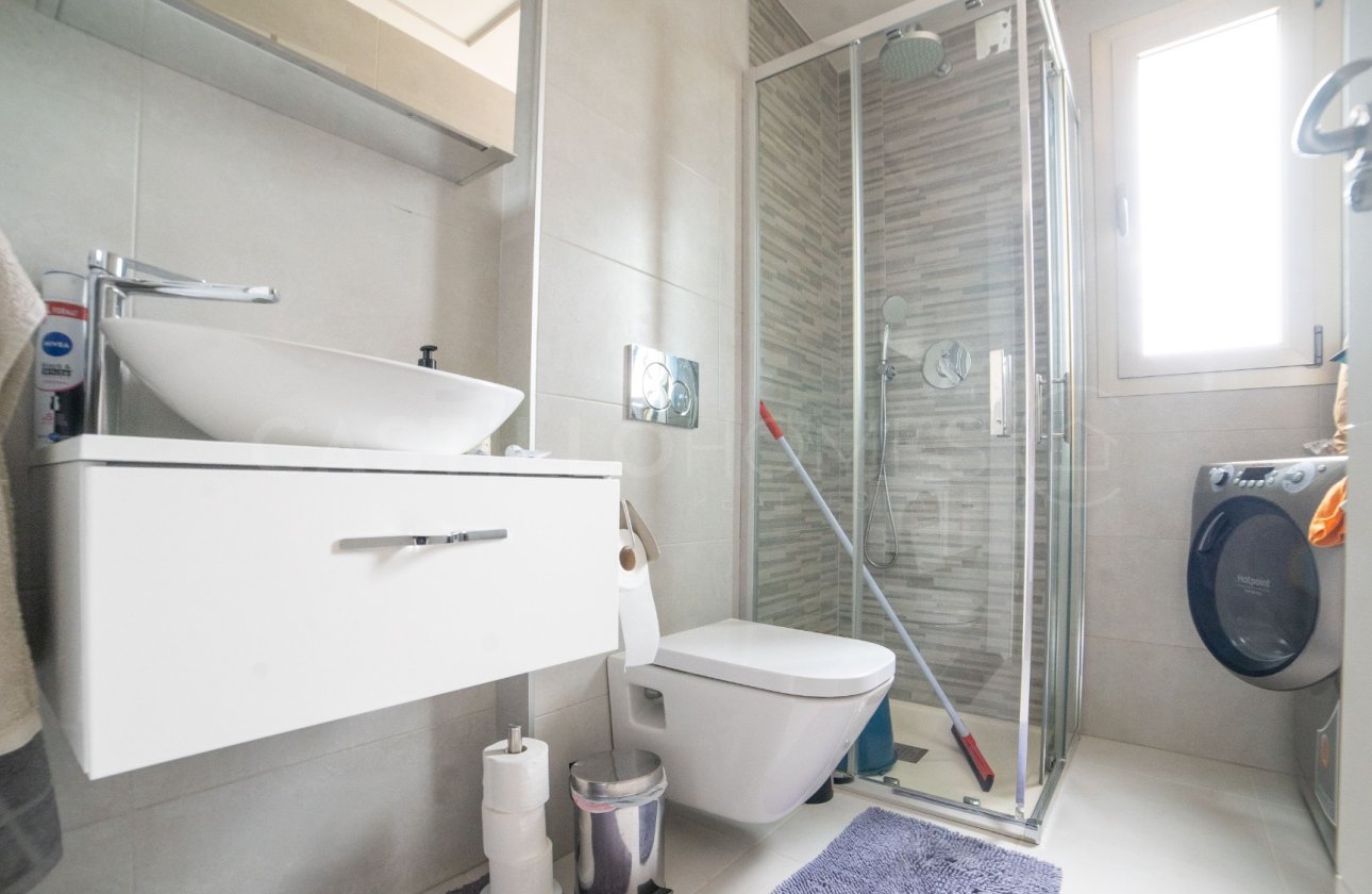 Resale - Apartment / flat - Orihuela Costa - Villamartín