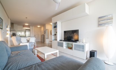 Resale - Apartment / flat - Orihuela Costa - Villamartín