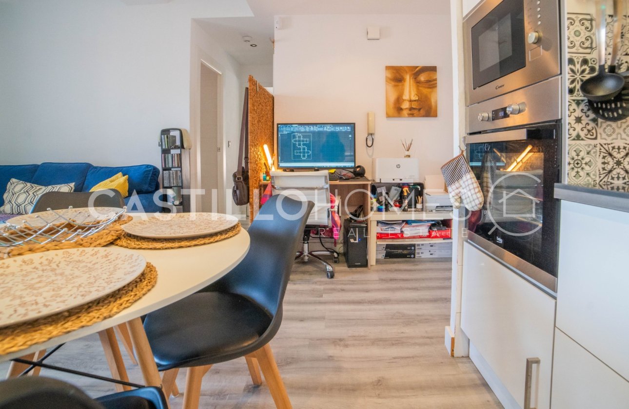Resale - Apartment / flat - Torrevieja - Centro