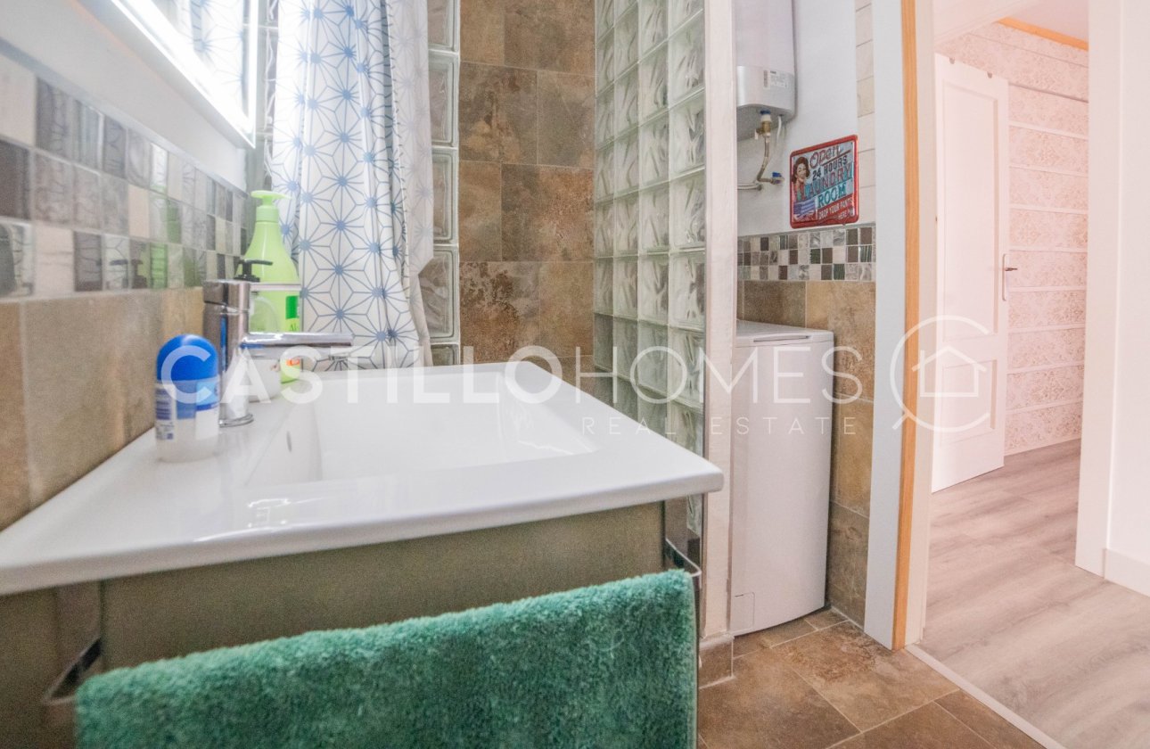 Resale - Apartment / flat - Torrevieja - Centro