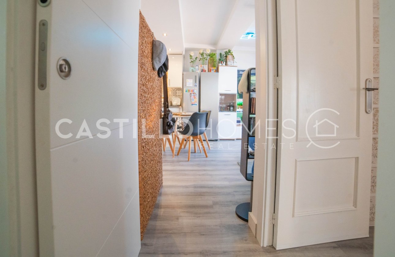 Resale - Apartment / flat - Torrevieja - Centro