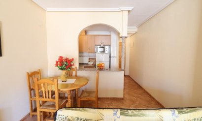 Resale - Apartment / flat - Torrevieja - Playa de los locos