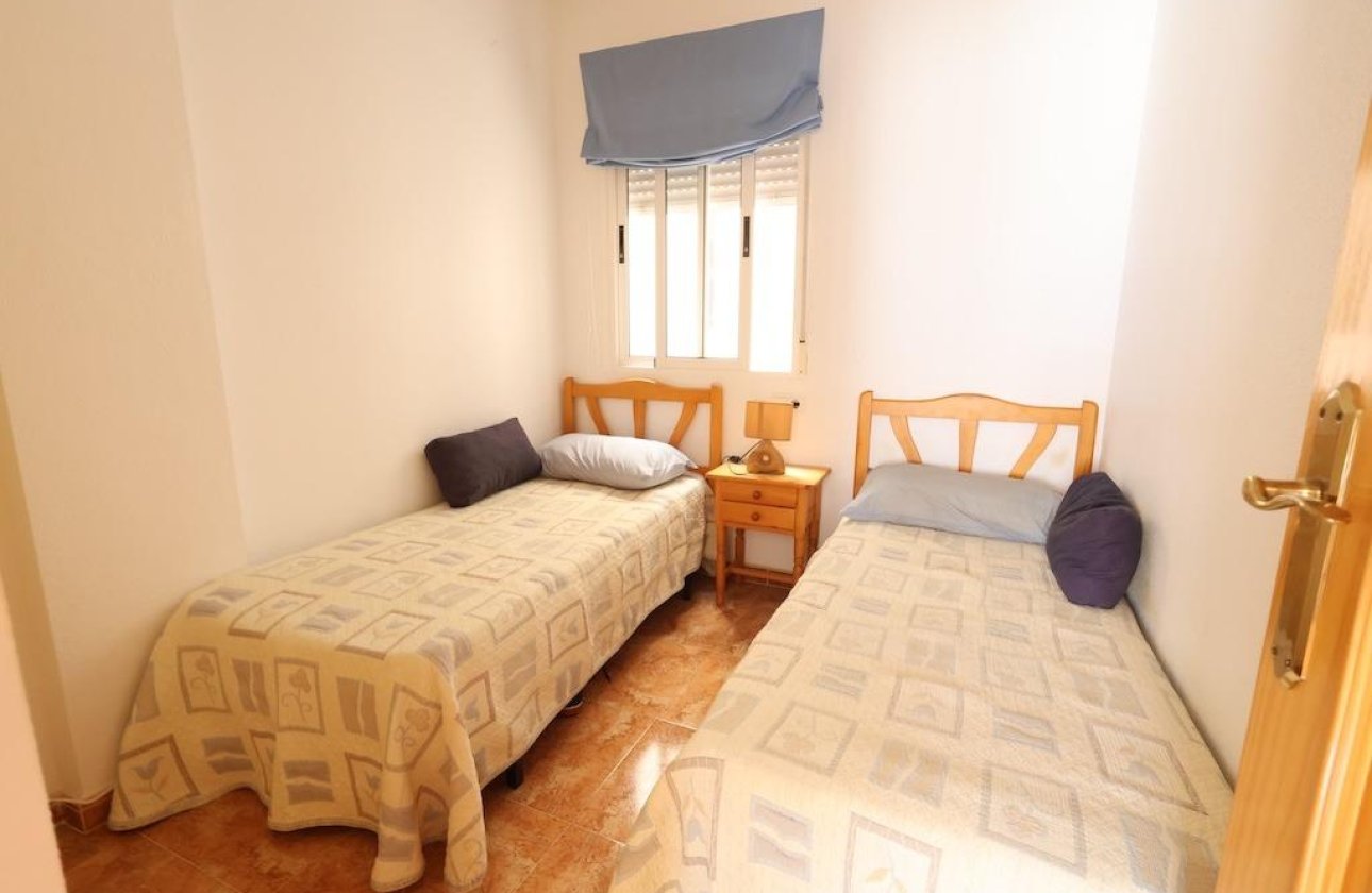 Resale - Apartment / flat - Torrevieja - Playa de los locos