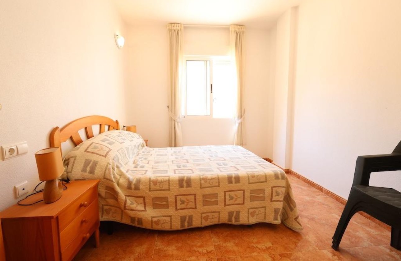 Resale - Apartment / flat - Torrevieja - Playa de los locos