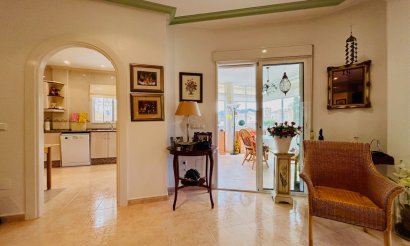 Revente - Villa - Orihuela Costa - Orihuela