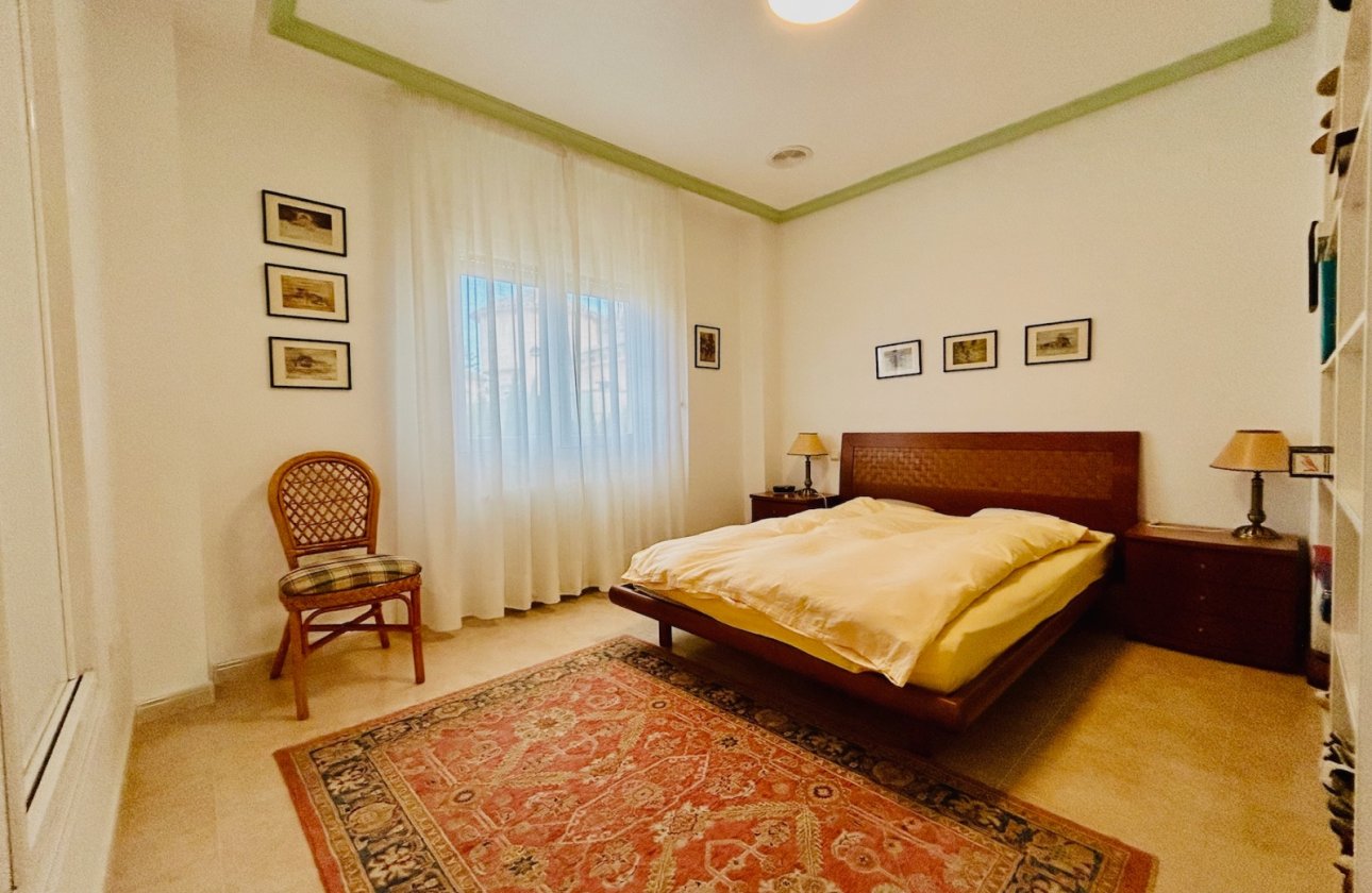 Revente - Villa - Orihuela Costa - Orihuela