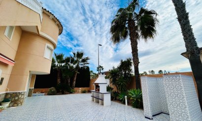 Revente - Villa - Orihuela Costa - Orihuela