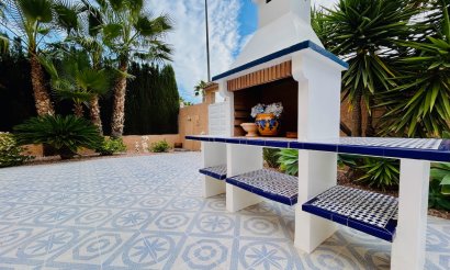 Revente - Villa - Orihuela Costa - Orihuela